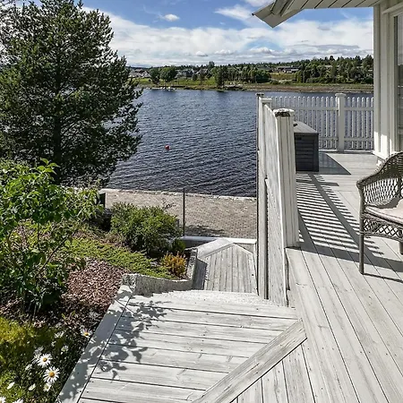 Feriehus Lovely In With House Sea View