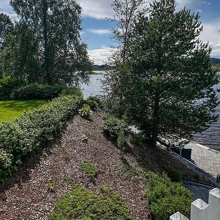Feriehus Lovely In With House Sea View