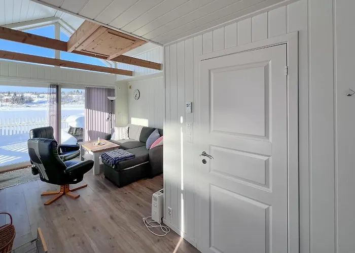 Holiday home In With House Sea View Eina